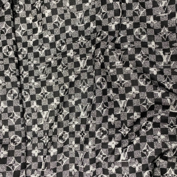 Louis Vuitton Men’s Scarf Black and White Damier with LV Print Silk/Wool NWT/Box - Picture 4 of 7